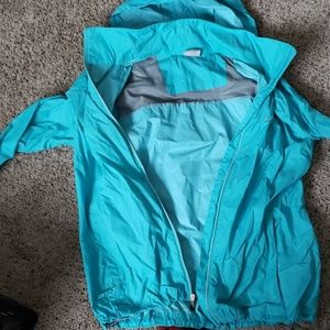 Colombia long sleeve wind breaker/rain coat